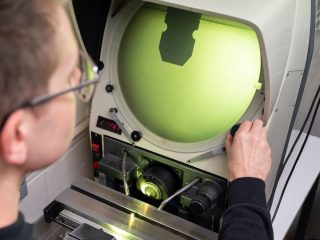 ISO 9001 2015 CNC machinists
